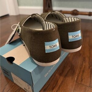 TOMS Alpargata Military Olive Shoes Sz 9